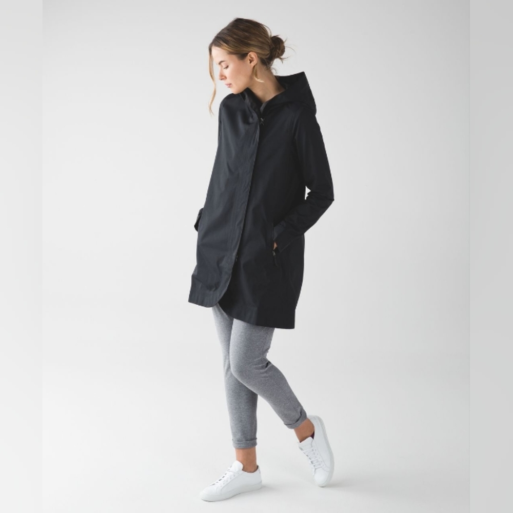 Rare Lululemon Savasana Waterproof Jacket Black
